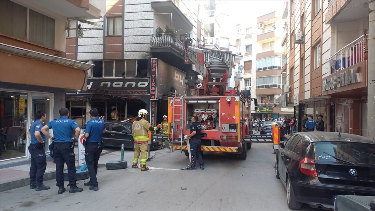 Manisa'da Oto Yıkamacıda Yangın: 1 Ölü
