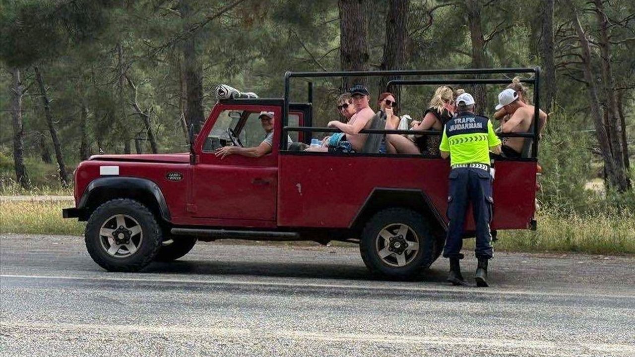 Marmaris'te Cip Safari Araçlarına Denetim Yapıldı
