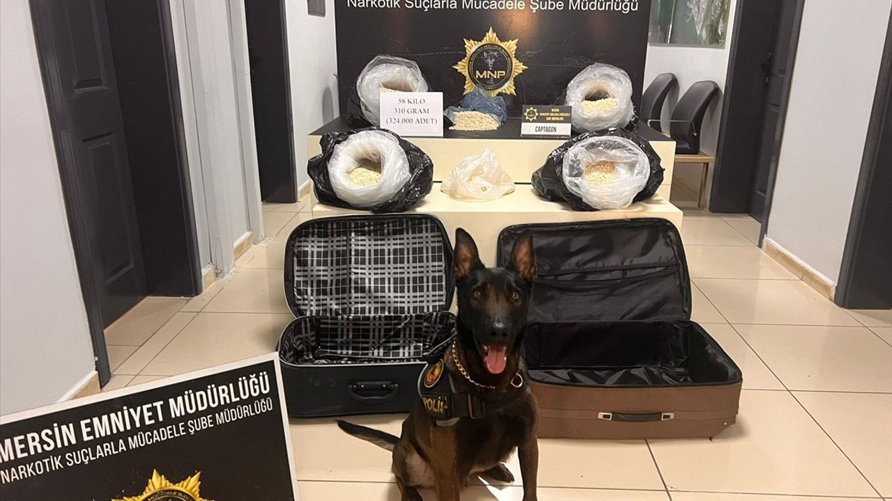 Mersin'de 324 Bin Uyuşturucu Hap Ele Geçirildi, 4 Şüpheli Gözaltına Alındı
