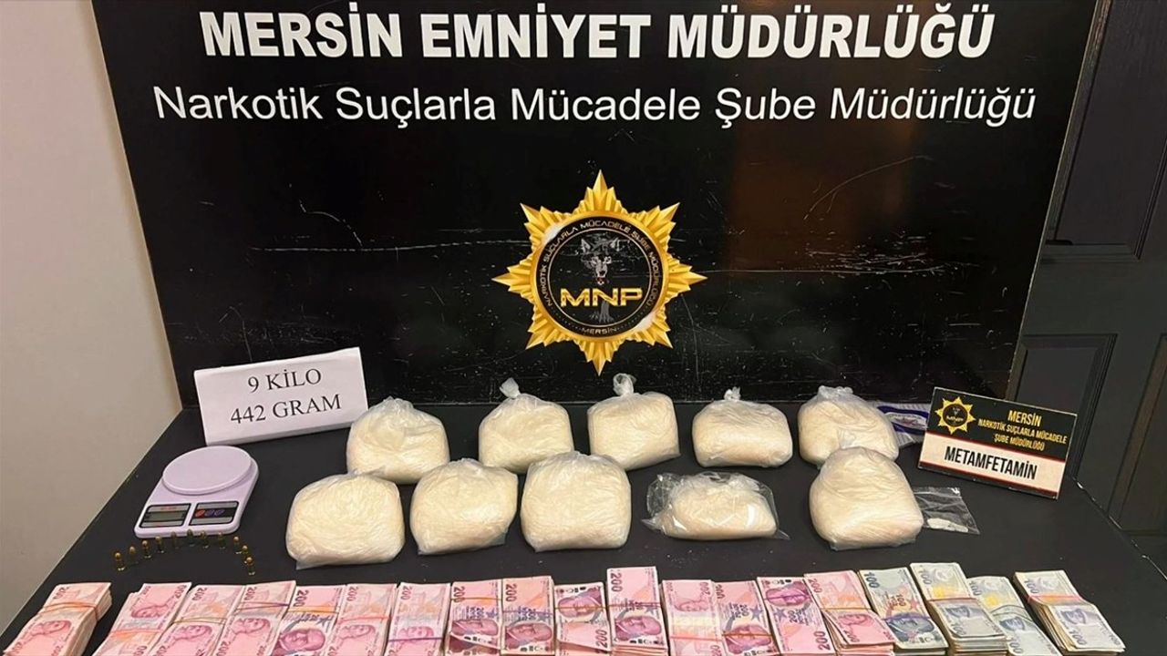 Mersin'de 9 Kilogramdan Fazla Sentetik Uyuşturucu Ele Geçirildi