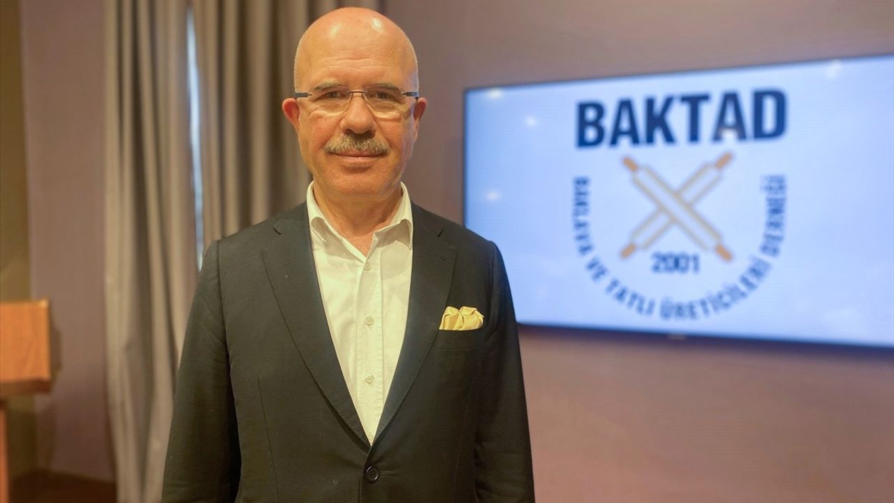 Mersin'de Baklava ve Tatlı Üreticileri Buluştu