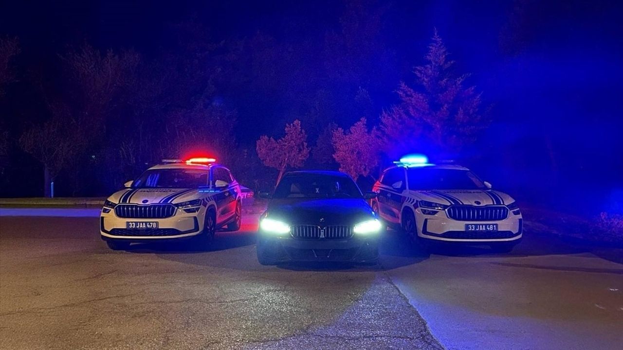 Mersin'de Drift Yapan Sürücülere 99 Bin 753 Lira Ceza Uygulandı