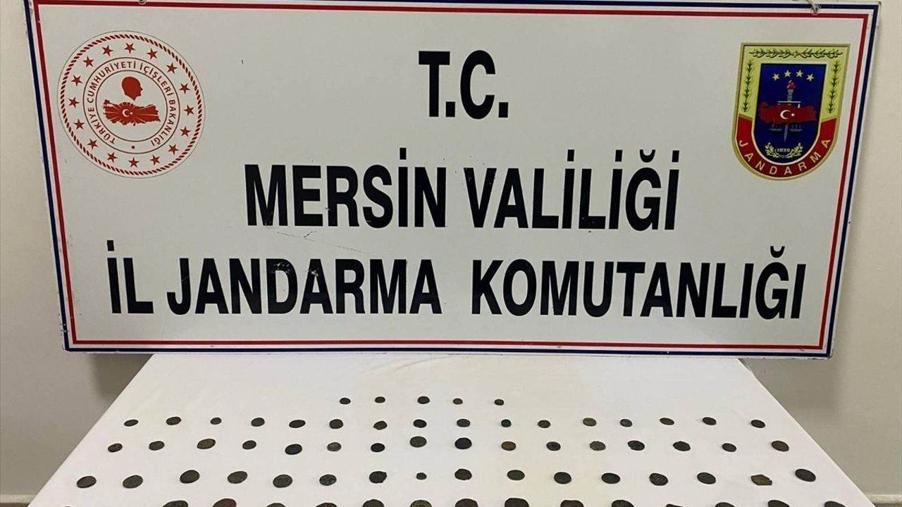 Mersin'de Roma ve Bizans Dönemine Ait 70 Sikke Ele Geçirildi