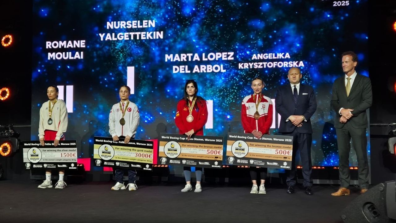 Milli Boksörlerden Polonya'da 9 Madalya