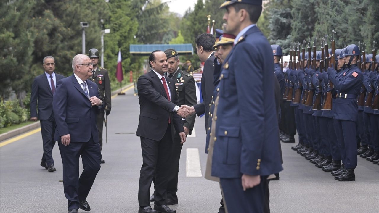 Milli Savunma Bakanı Yaşar Güler, Katarlı Mevkidaşı Al Sani ile Görüştü