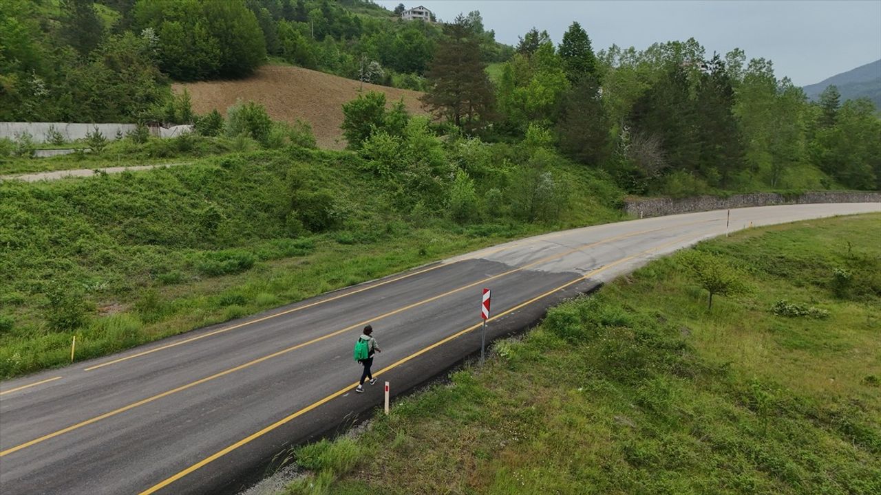 Muğla'dan Yola Çıkan Genç, 14 İli Gezinerek Türkiye'yi Keşfediyor