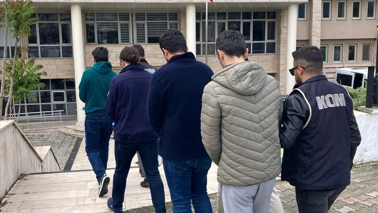 Muğla ve Manisa'da FETÖ Operasyonu: 2 Zanlı Tutuklandı