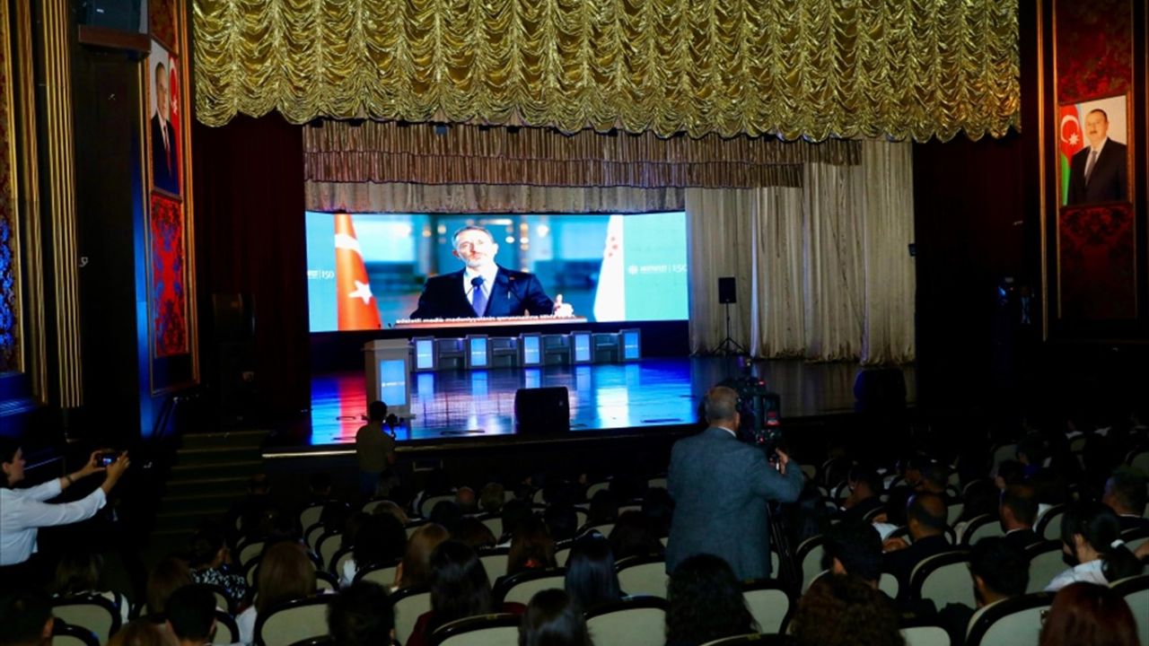 Nahçıvan'da Azerbaycan Basınının 150. Yılı İçin Konferans Düzenlendi