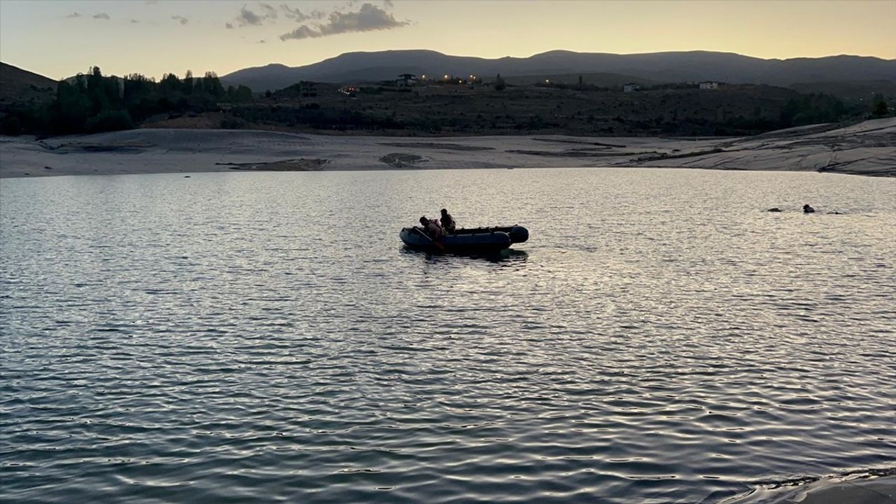 Niğde'de Baraj Gölüne Düşen Çocuğun Cesedine Ulaşıldı