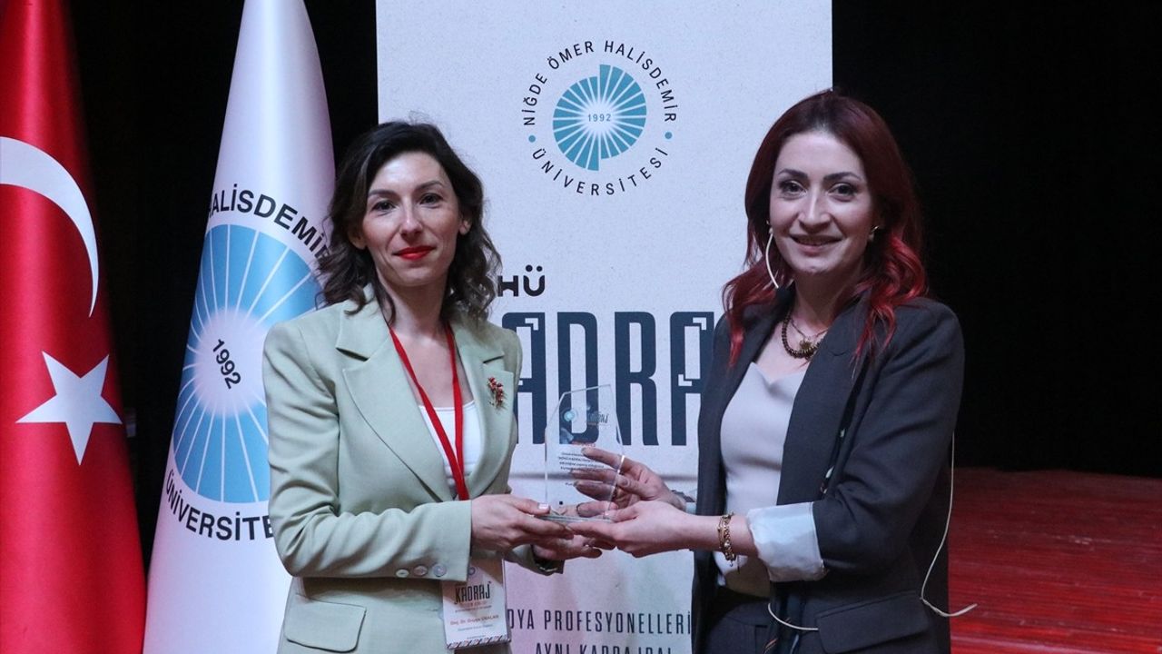 Niğde Ömer Halisdemir Üniversitesi'nde Kadraj İletişim Günleri Etkinliği Gerçekleşti