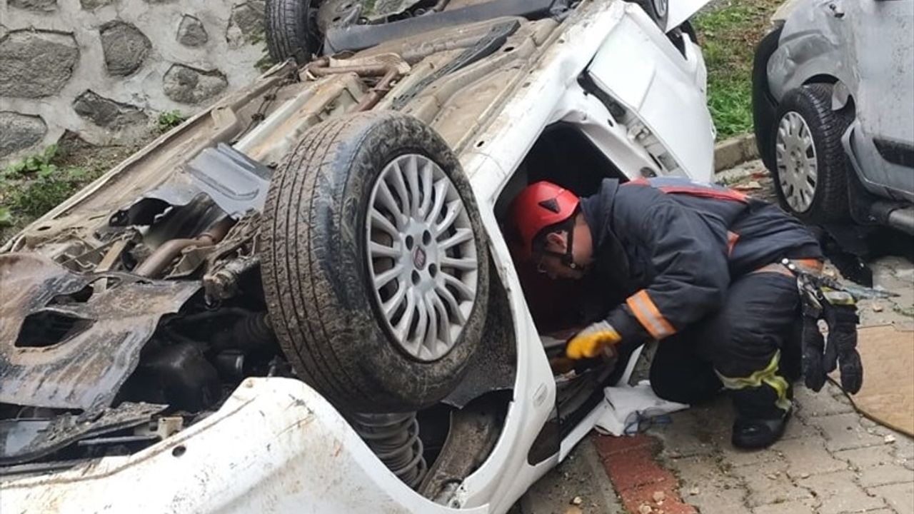 Ordu'da İstinad Duvarından Düşen Otomobilde Sürücü Hayatını Kaybetti