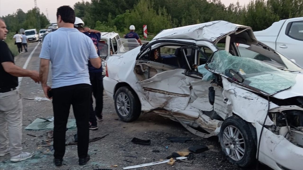 Osmaniye'de Zincirleme Trafik Kazası: 1 Ölü, 6 Yaralı
