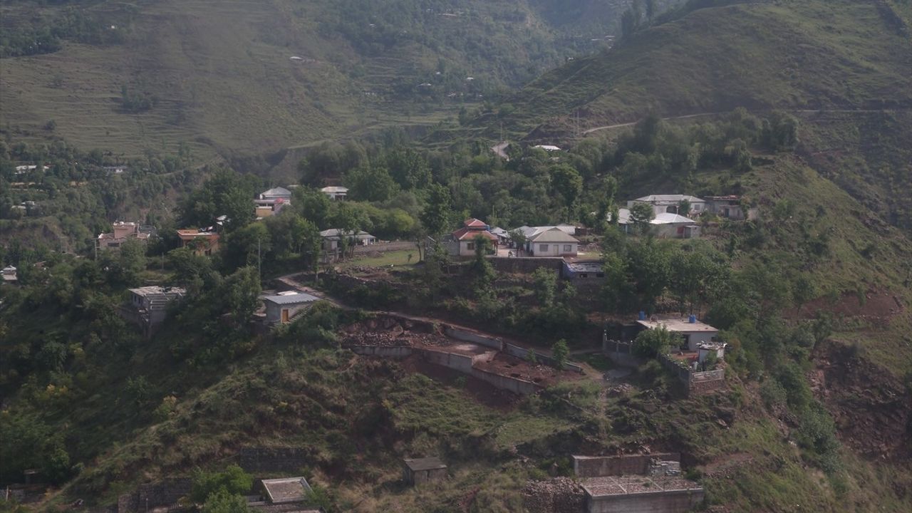 Pakistan, Hindistan'ın Terörist Yetiştirdiği İddialarını Çürüttü