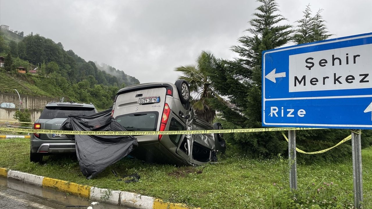 Rize'de Hafif Ticari Araç ile Cipin Çarpışması: 1 Kişi Hayatını Kaybetti