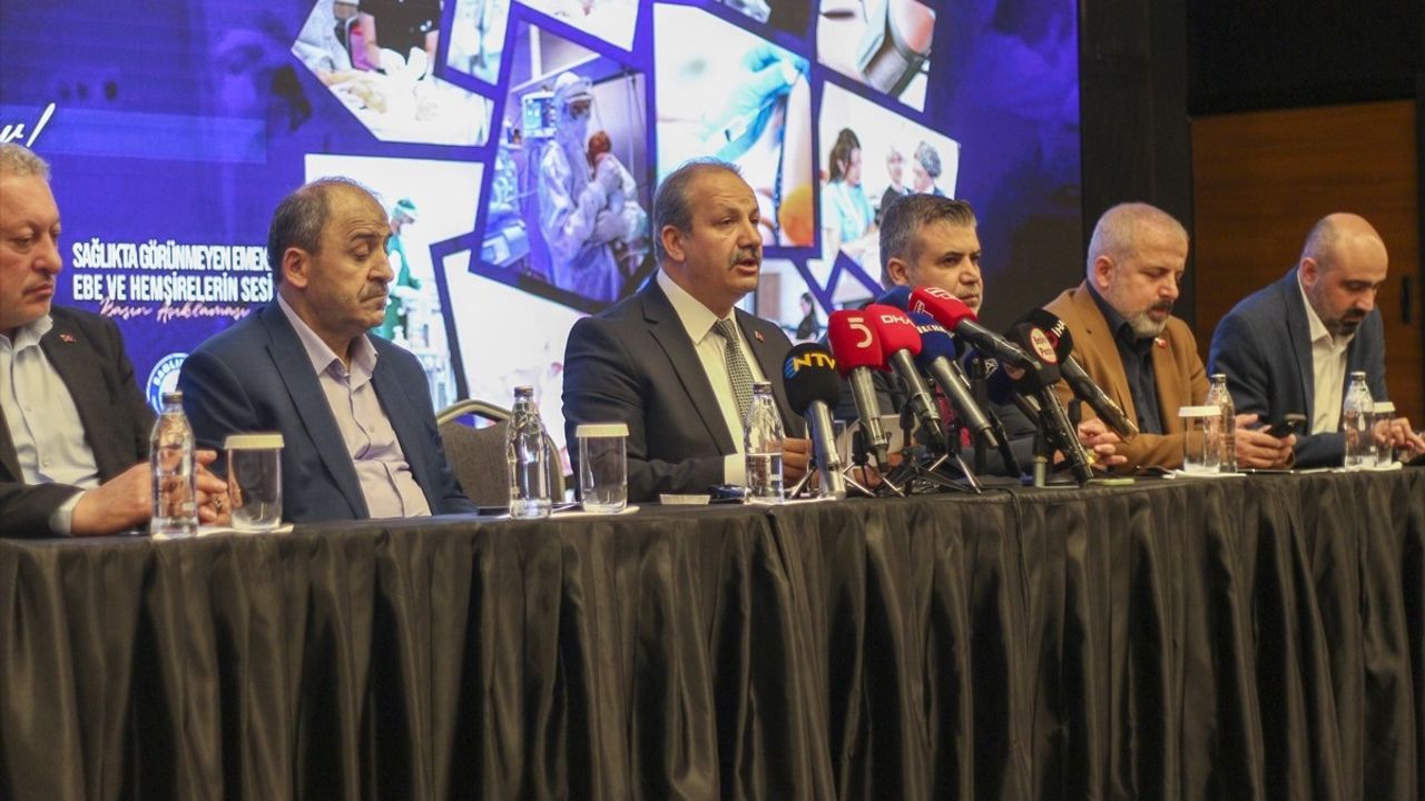 Sağlık-Sen, Ebe ve Hemşirelerin Sorunlarını Masaya Yatırdı