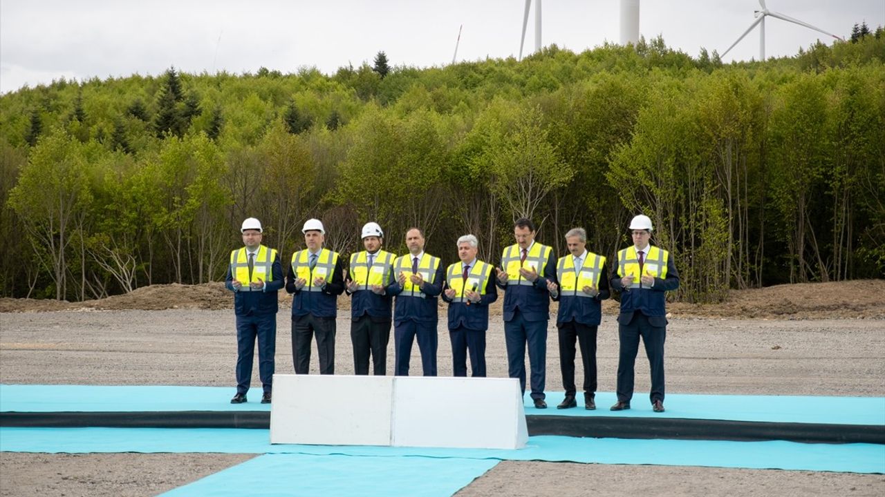 Sakarya'da Eksim Rüzgar Enerji Santrali Hizmete Girdi
