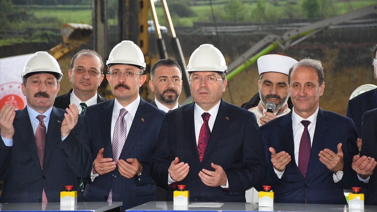 Samsun'da Adalet Kampüsünün Temeli Atıldı