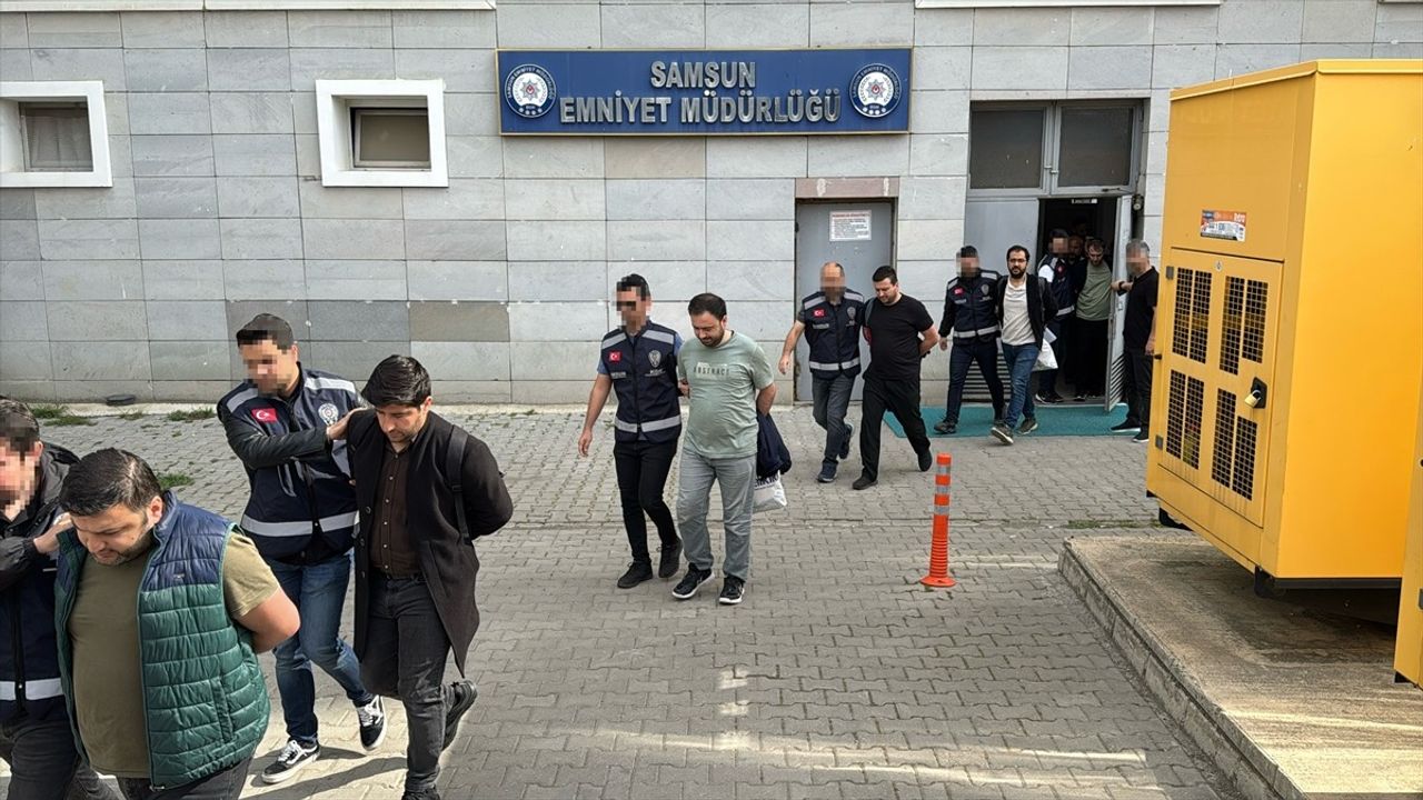 Samsun Merkezli FETÖ Soruşturmasında 14 Zanlı Adliyeye Sevk Edildi
