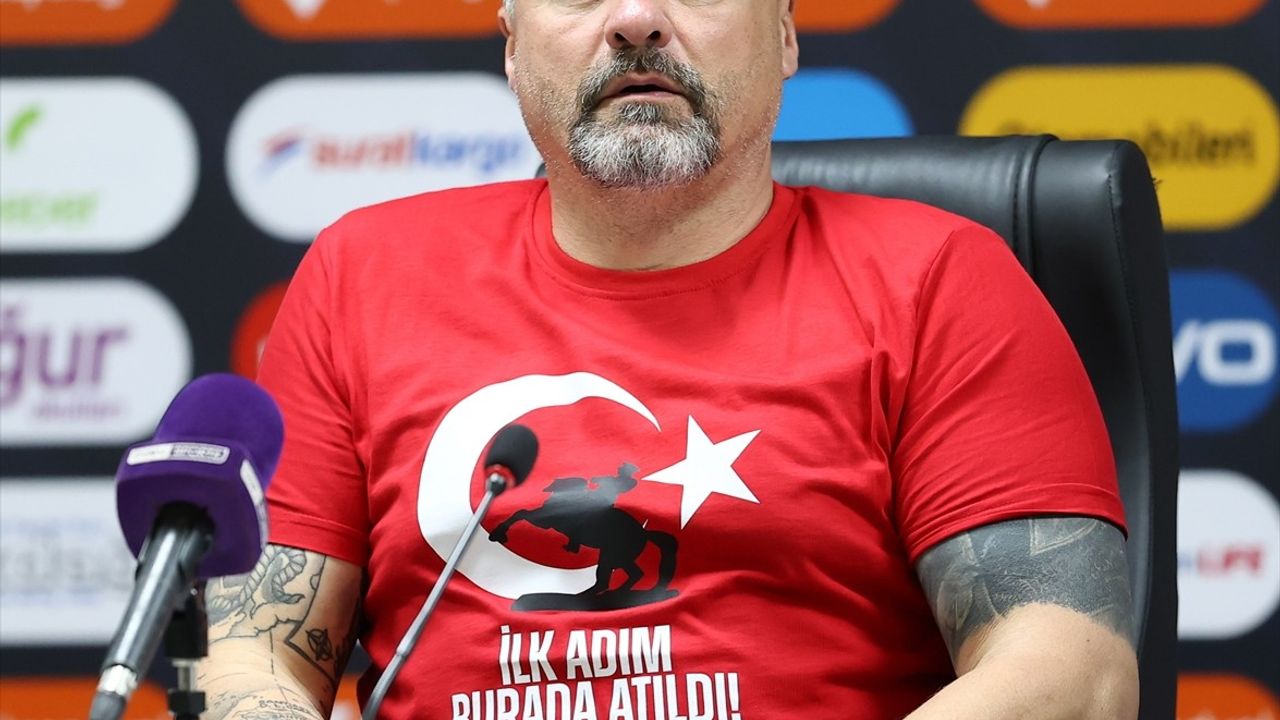 Samsunspor'un Başarılı Performansı: Teknik Direktör Thomas Reis Açıklamalarda Bulundu