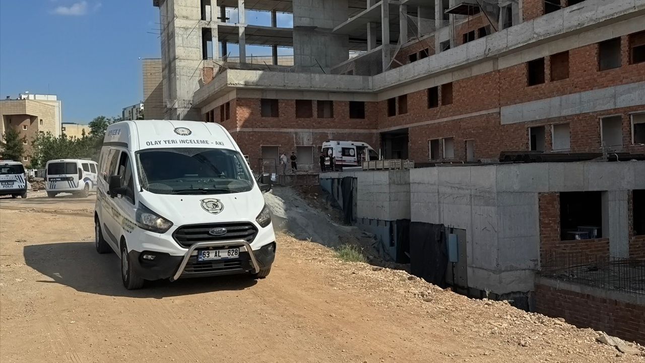 Şanlıurfa'da İnşaattan Düşen İşçi Hayatını Kaybetti