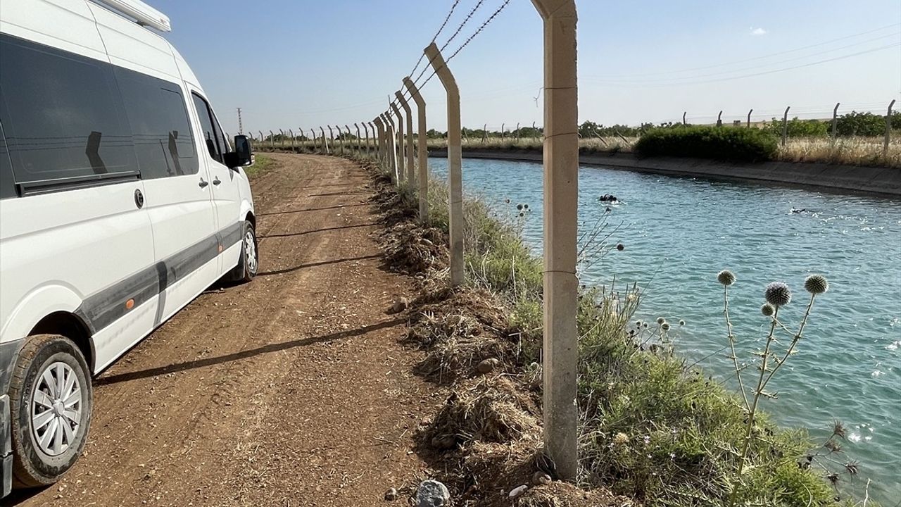 Şanlıurfa'da Sulama Kanalında Kaybolan Çocuğun Arama Çalışmaları Devam Ediyor