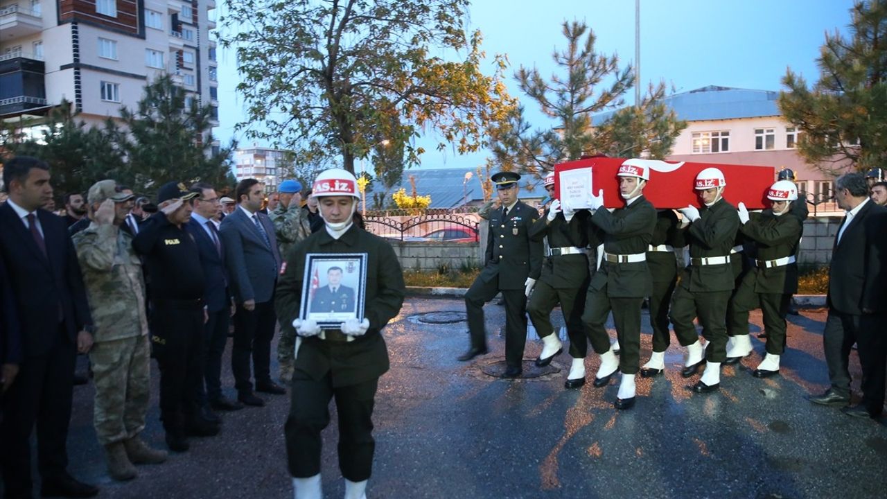 Şehit Piyade Uzman Çavuş Mesut Karadağ'ın Naaşı Muş'a Getirildi