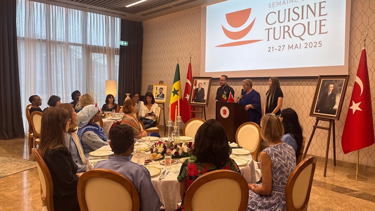 Senegal Cumhurbaşkanının Eşi Marie Khone Faye, Kadın Büyükelçilerle Kayseri Yağlaması Yaptı