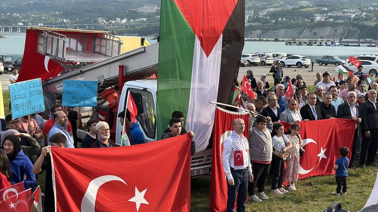 Sinop'un Gerze İlçesinde Filistin'e Destek Etkinliği Düzenlendi