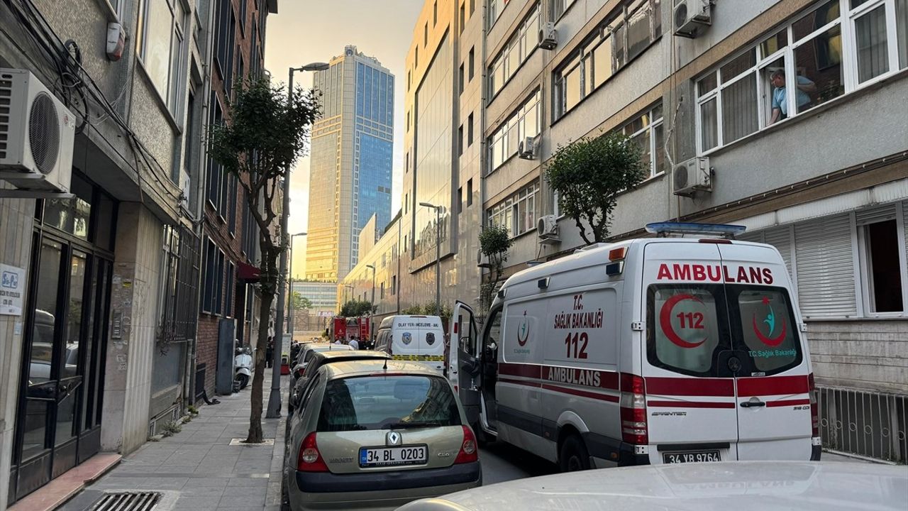 Şişli'de Yangın: 80 Yaşındaki Kadın Hayatını Kaybetti