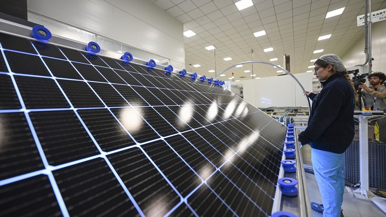 Sivas'ta 400 Milyon Dolarlık Yarı İletken Fabrikasının Temelleri Temmuzda Atılacak