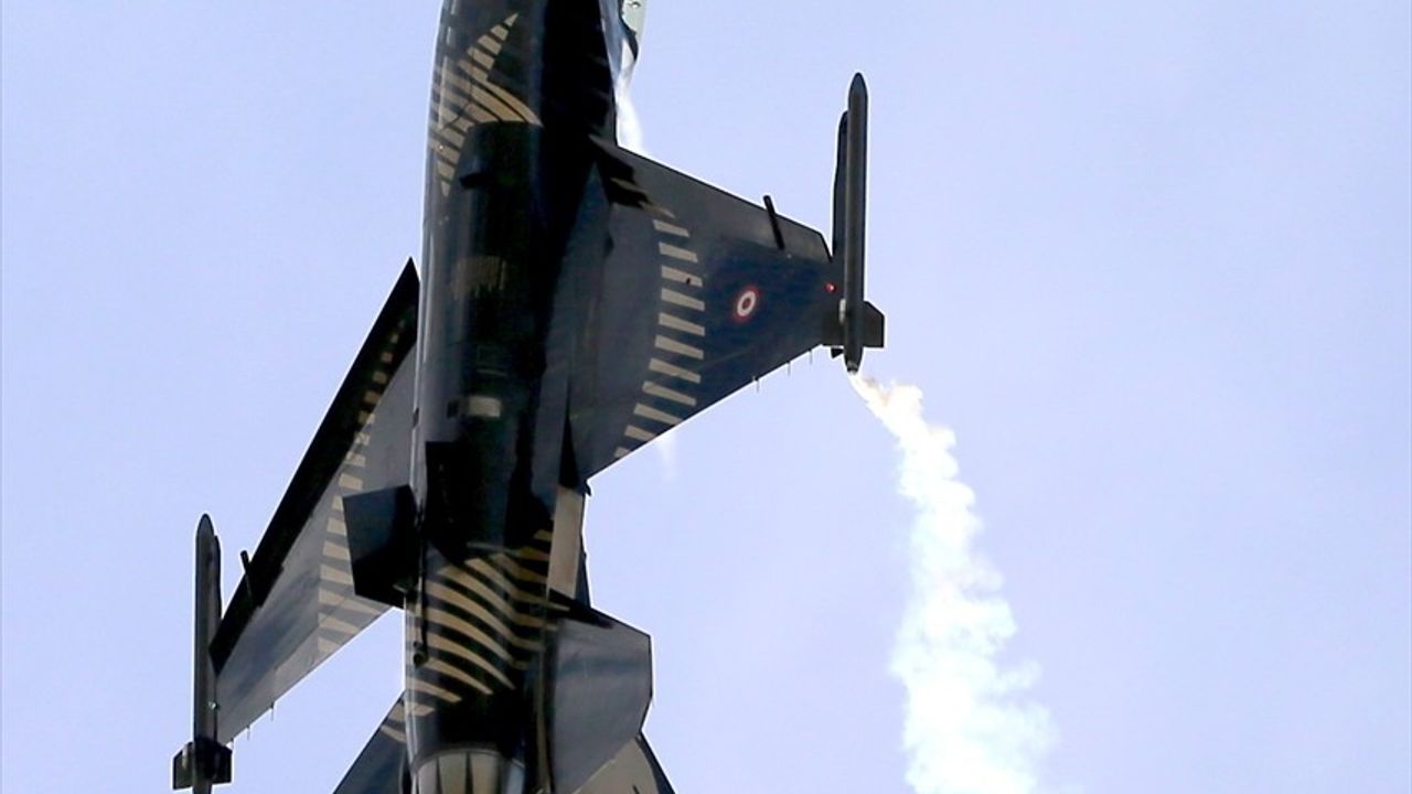 SOLOTÜRK, Malatya'da Gösteri Öncesi Prova Uçuşu Gerçekleştirdi