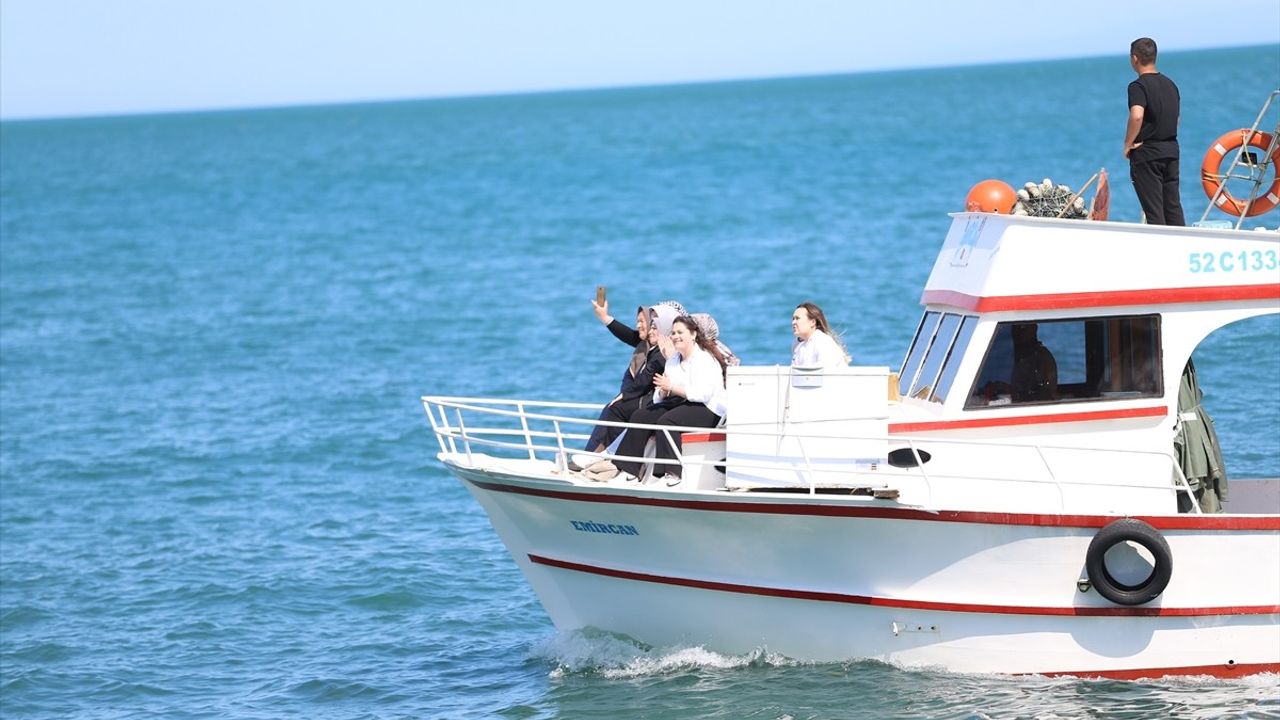 SOLOTÜRK, Ordu'da Mayıs Yedisi Etkinlikleri Kapsamında Gösteri Uçuşu Yaptı