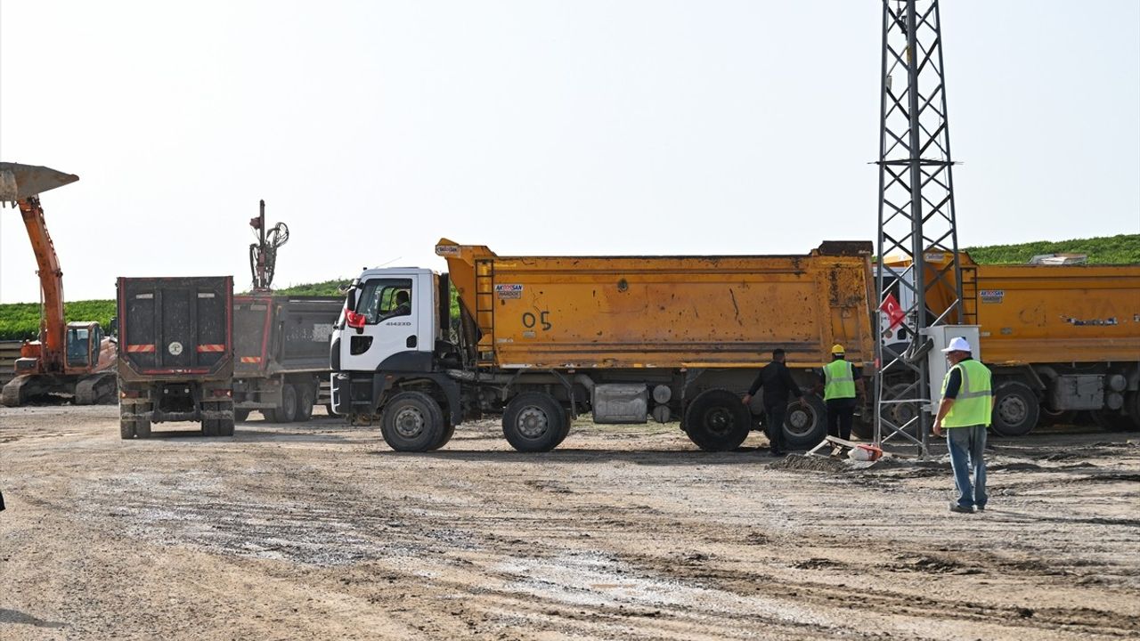 Tarım ve Orman Bakanı Yumaklı'dan Adana'da Üreticilere Destek Vurgusu