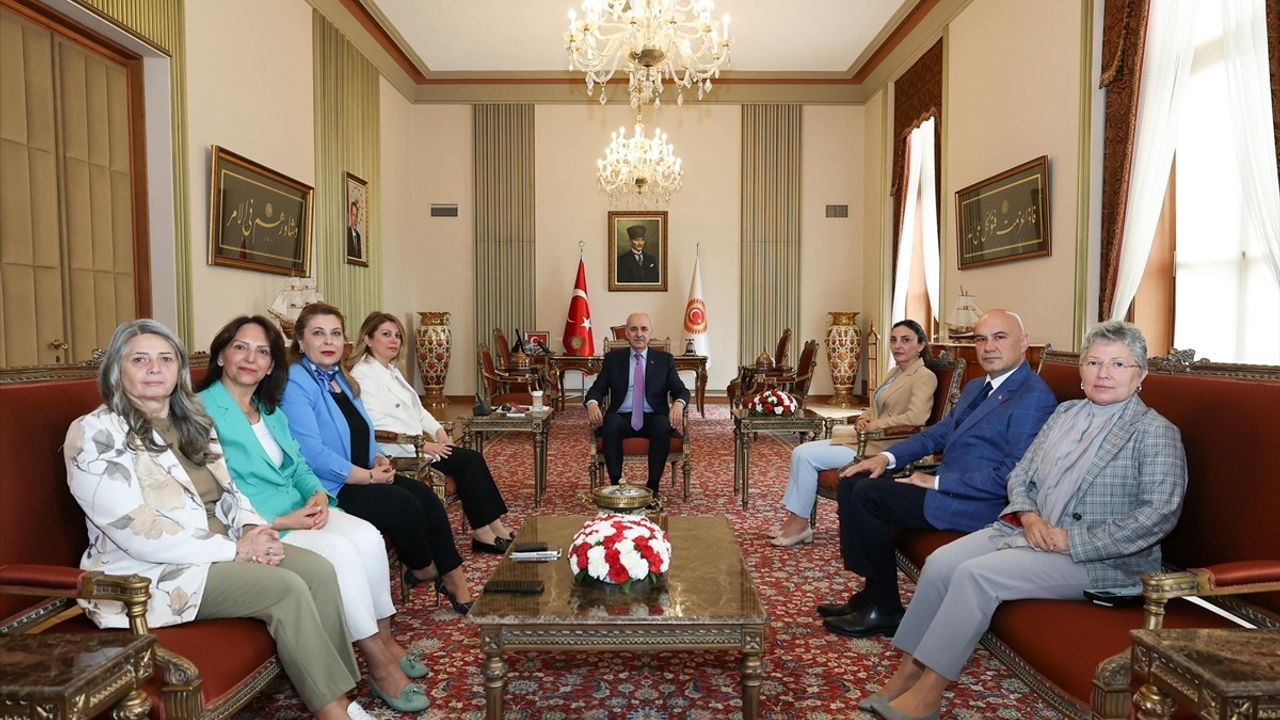 TBMM Başkanı Kurtulmuş, CHP'li ve İYİ Partili Milletvekillerini Kabul Etti