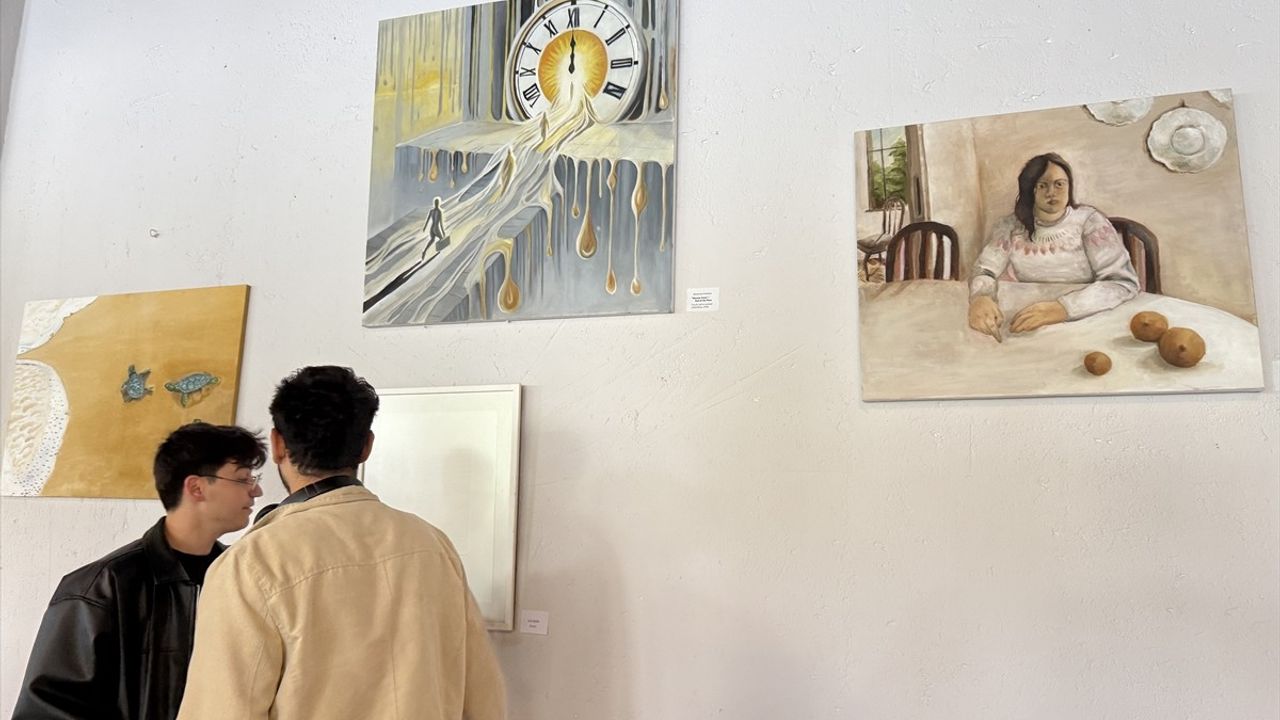 Tekirdağ’da Türk ve Bulgar Akademisyenler Ortak Resim Sergisi Düzenledi