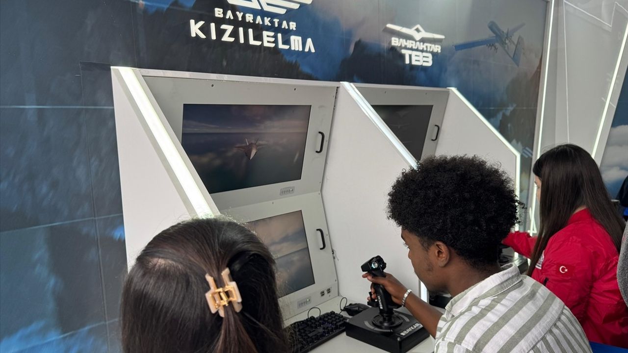 TEKNOFEST KKTC'de Baykar Standı ile İHA Deneyimi