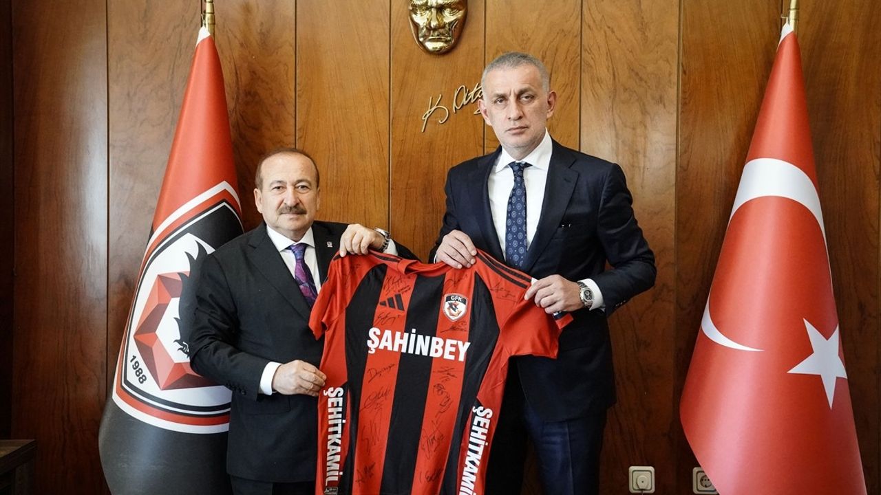 TFF Başkanı İbrahim Hacıosmanoğlu'ndan Gaziantep FK'ye Ziyaret