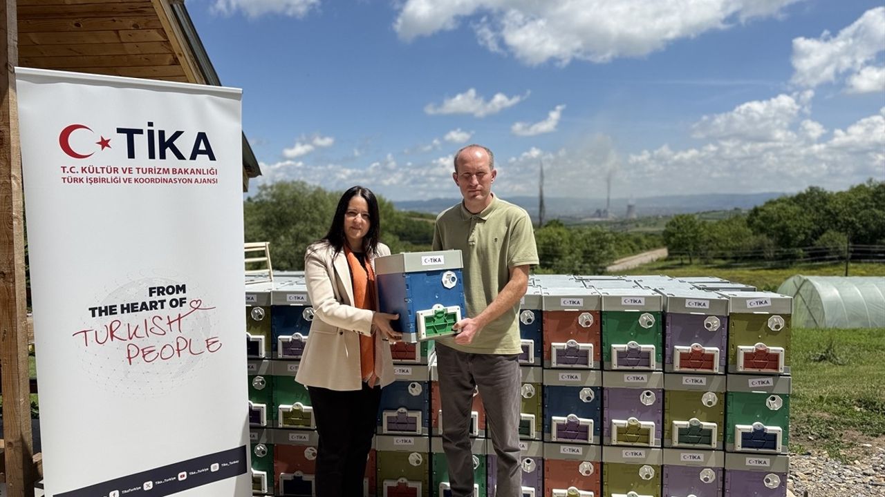 TİKA, Kosova'da Sürdürülebilir Arıcılığı Destekliyor