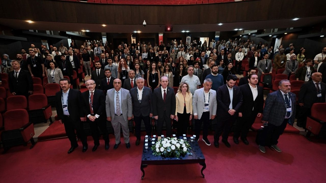 Trabzon'da Uluslararası İnşaat Mühendisliği ve Mimarlık Konferansı ICEARC'25 Başladı