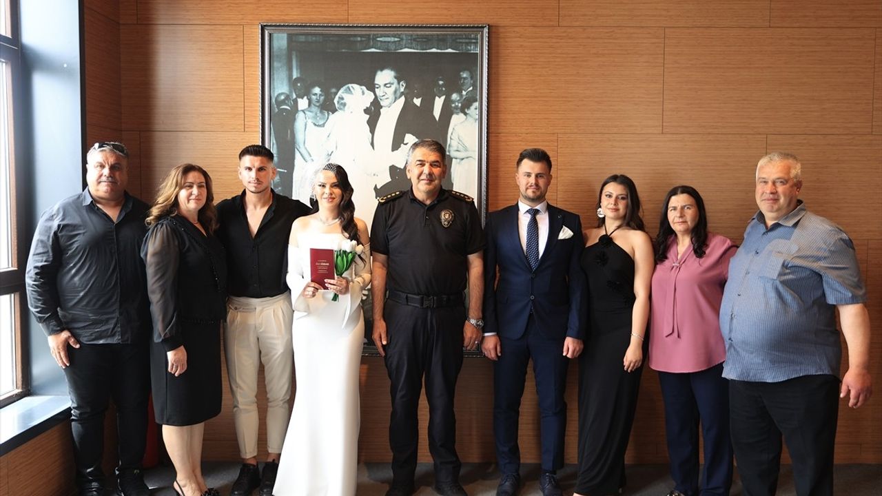 Trakya'da 25 Mayıs 2025 İçin Nikah Dairelerinde Yoğunluk