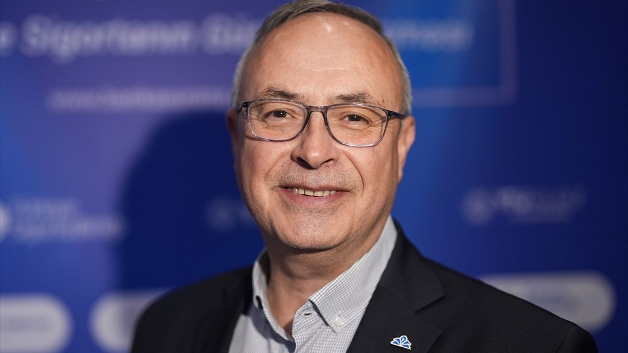 Türkiye Bankasürans Zirvesi'nde Bankacılık ve Sigorta Sektörleri Buluştu