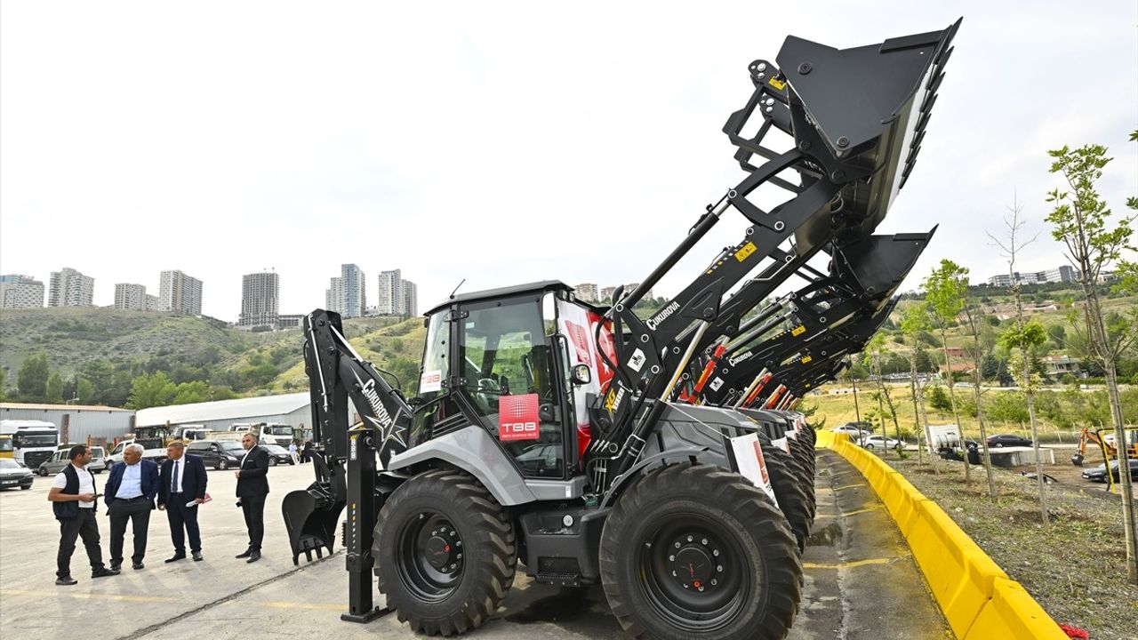 Türkiye Belediyeler Birliği 57 Belediye için 59 Yeni Araç Hibe Etti