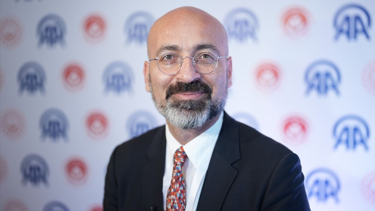 Türkiye Maarif Vakfı Başkanı Özdil'den Aile Vurgusu