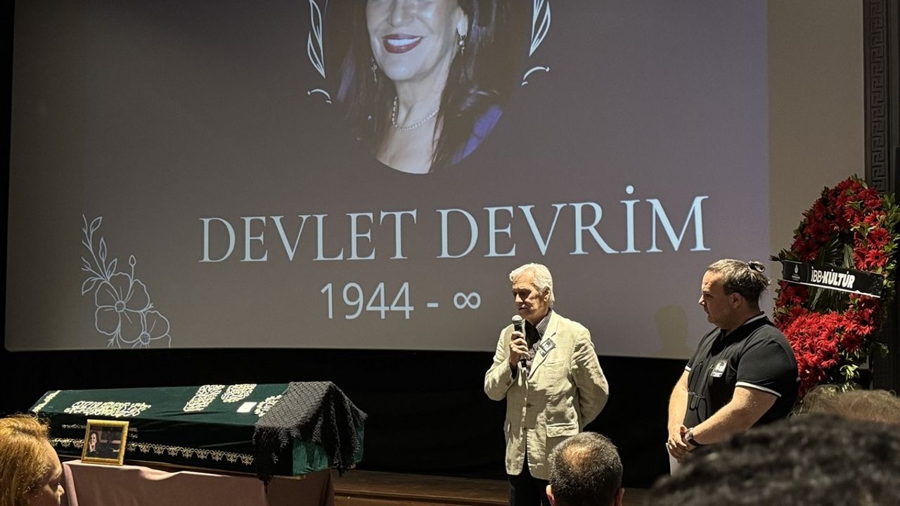 Usta Oyuncu Devlet Devrim Son Yolculuğuna Uğurlandı