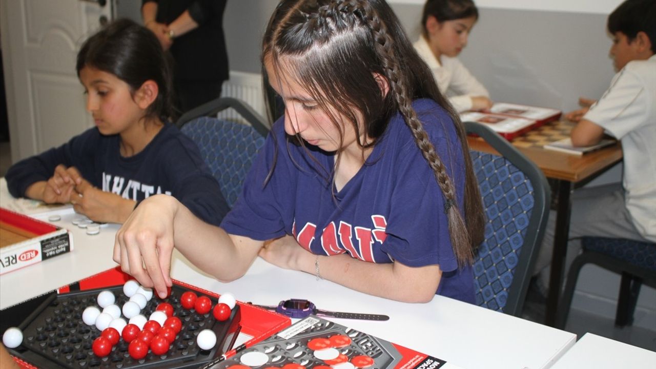 Van'da Gençlik Merkezleri Hizmete Açıldı