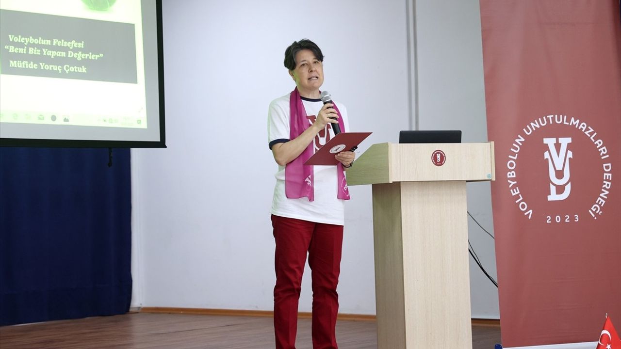 Voleybolun Unutulmazları Derneği Genç Nesillere İlham Veriyor