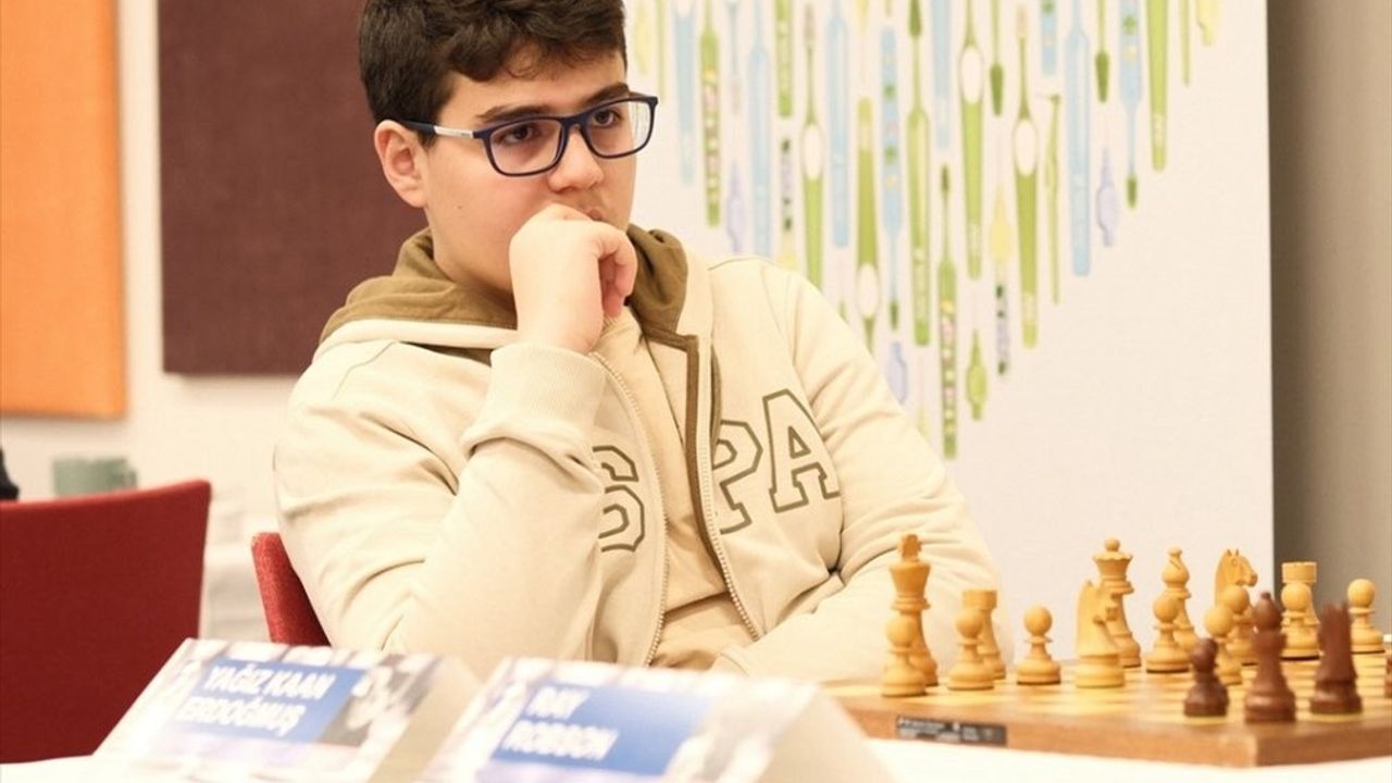 Yağız Kaan Erdoğmuş, İsveç'teki Uluslararası Turnuvada İkincilik Elde Etti