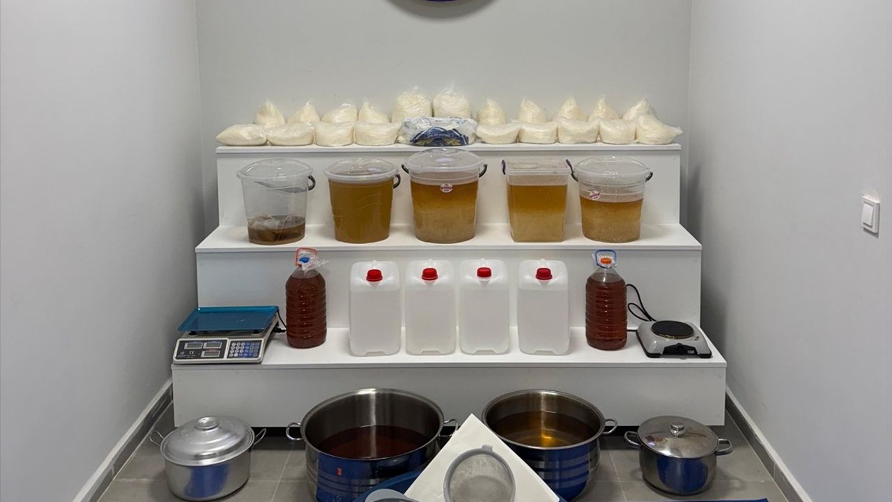 Yalova'da Uyuşturucu İmalatı Operasyonu: 6 Şüpheli Tutuklandı