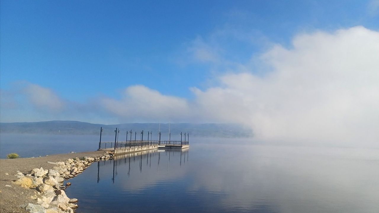 Yeniçağa Kuş Cenneti'nde Sis Manzarası Göz Kamaştırıyor