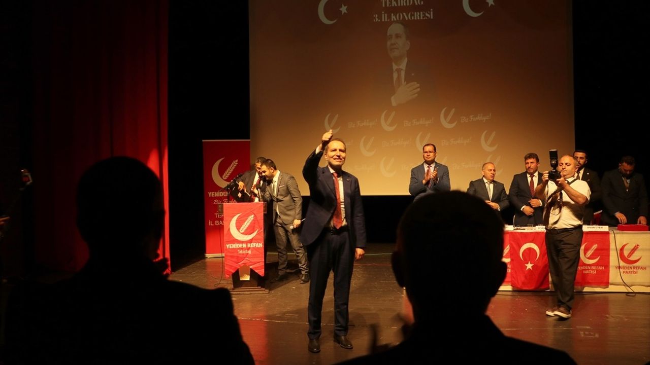 Yeniden Refah Partisi Genel Başkanı Erbakan, Tekirdağ'da İl Kongresi'ne Katıldı
